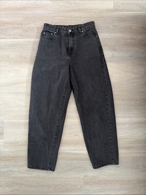 Dr. Denim Washed Black High-Rise Barrell Jeans